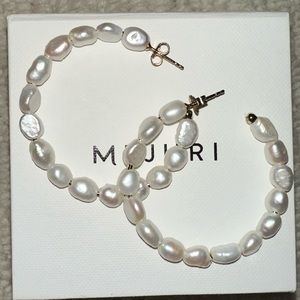 Mejuri Pearl hoop earrings